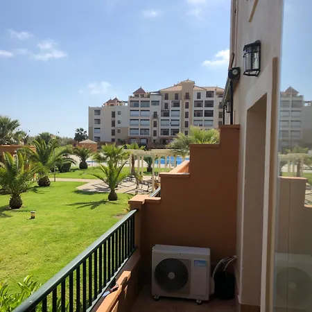 Apartamento Urbanizacion De Lujo En Primera Linea De Playa Isla Canela