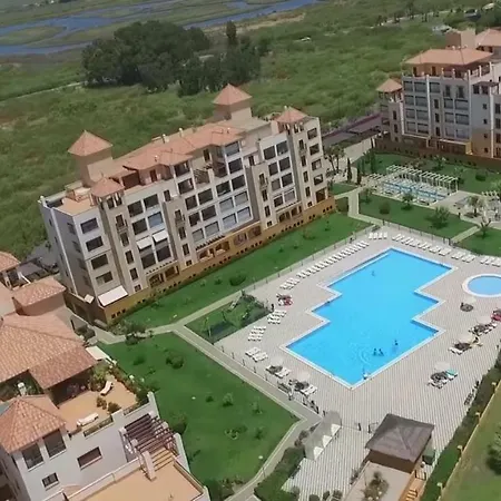 Apartamento Urbanizacion De Lujo En Primera Linea De Playa Isla Canela